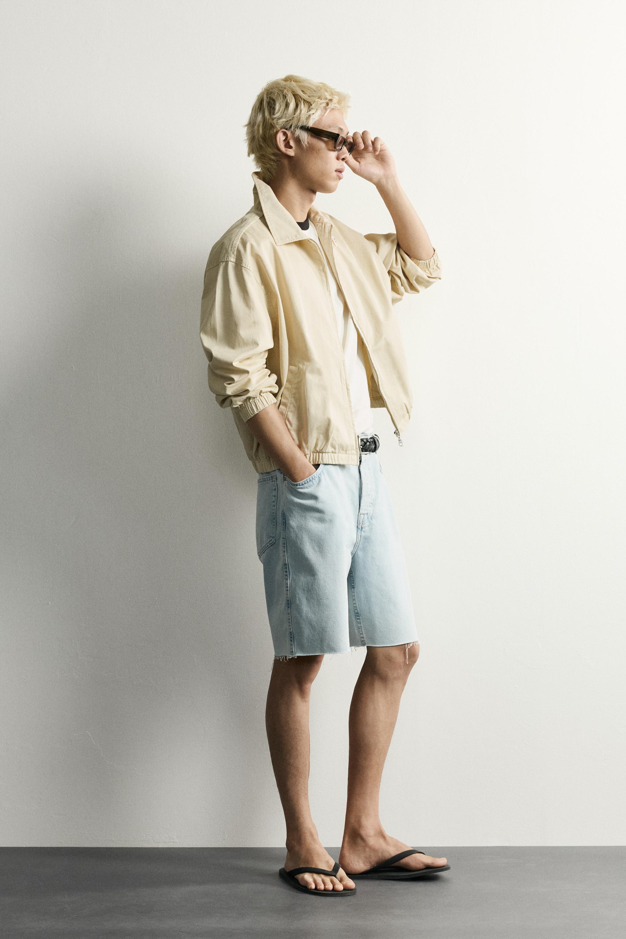 BERMUDA EN JEAN STRAIGHT FIT